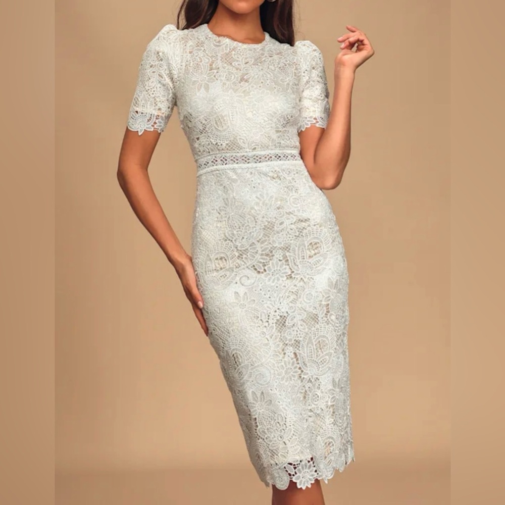 Amore Off White Crochet Lace Short Sleeve Midi Dress
